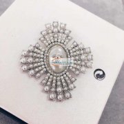 找【如图】这3个款式的产品，有现货或者成