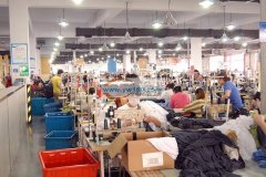 承接各类针织，梭织类衣服加工