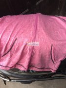 义乌北苑有如图瑜伽服外发加工面料是牛奶丝