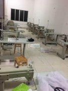 我厂目前有350个长期固定的员工在职(有