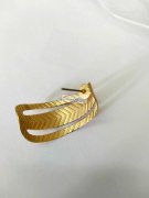 我厂需要大量采购如图这种C型耳环，铁片的