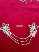 本饰品厂有烧焊外发，本地，外地有空的可以