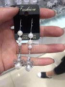 有员工200多人，出货及时，希望可以长期