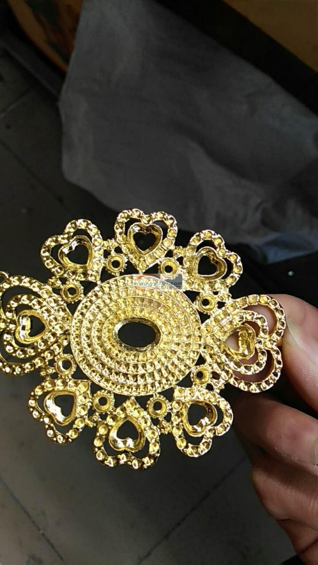 如下图产品外发点钻寻找专业机器点钻加工