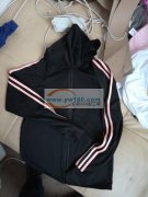 承接服装订单和来料清加工，本厂有三十余个