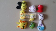 承接电脑绣花，毛绒玩具，箱包，商标，整版