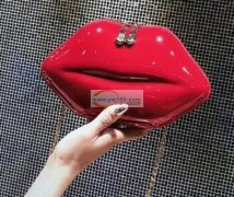 寻找如图嘴唇零钱包厂家，我现在需要采购嘴