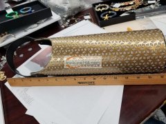 寻专业做红酒手提包加工厂，有会做的电话联