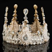 找专业做这款皇冠的工厂，会做的联系我