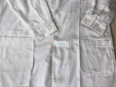 有没有能做医生穿的白大褂的工厂，有空做的