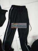 专业裁剪，两对人，什么款式都可以，自己还