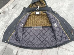 如图棉衣外发，寻专业做棉衣的加工厂，棉衣