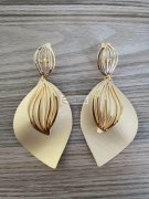 采购【如图】类型的耳环，要现货，要多款，