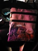 【如图这两款包外发】，寻能做的箱包加工厂