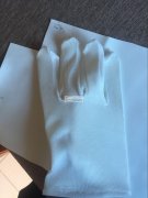 如图，每个月50000双左右，寻加工厂做