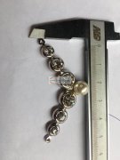 有没有能做【如图】类似这种款式厂家，材料