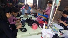 承接手工加工活，有固定员工20人编织&n