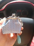 找可以做【如图】这种夹子包的加工厂，有量