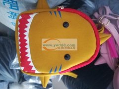 专业;卡通包，背包生产