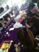 专业承接：挂圈，弯针，串珠，粘胶，编织，