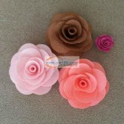 本加工厂专业加工针缝毛球、水晶珍珠头扣、