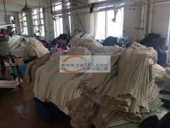 本厂承接服装加工生产，精品，半精品都可，