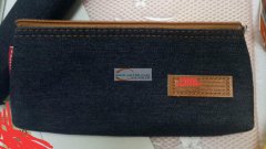 本厂承接各种箱包，手袋，外发加工，包工包