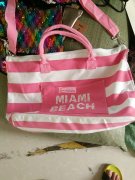 本厂有图中包要做，寻能做此款包的加工厂，