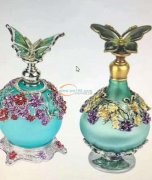 寻找专业做香水瓶外面的合金成品的厂家，【