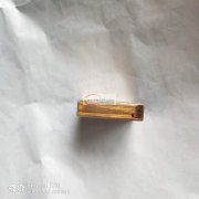 如图，寻找磁铁扣有磨具的压铸厂，尺寸30