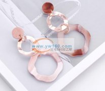 马铁扣胸针外发，【如图】找能做的加工厂，