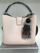 承接各类女包加工，真皮包单色100个起订，PU和牛津布300