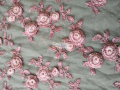 中高档钉泡珠加工（整匹布加工）