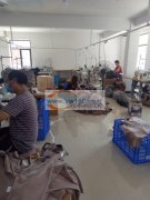 服装加工，供货，专业裤子加工，机器有四十