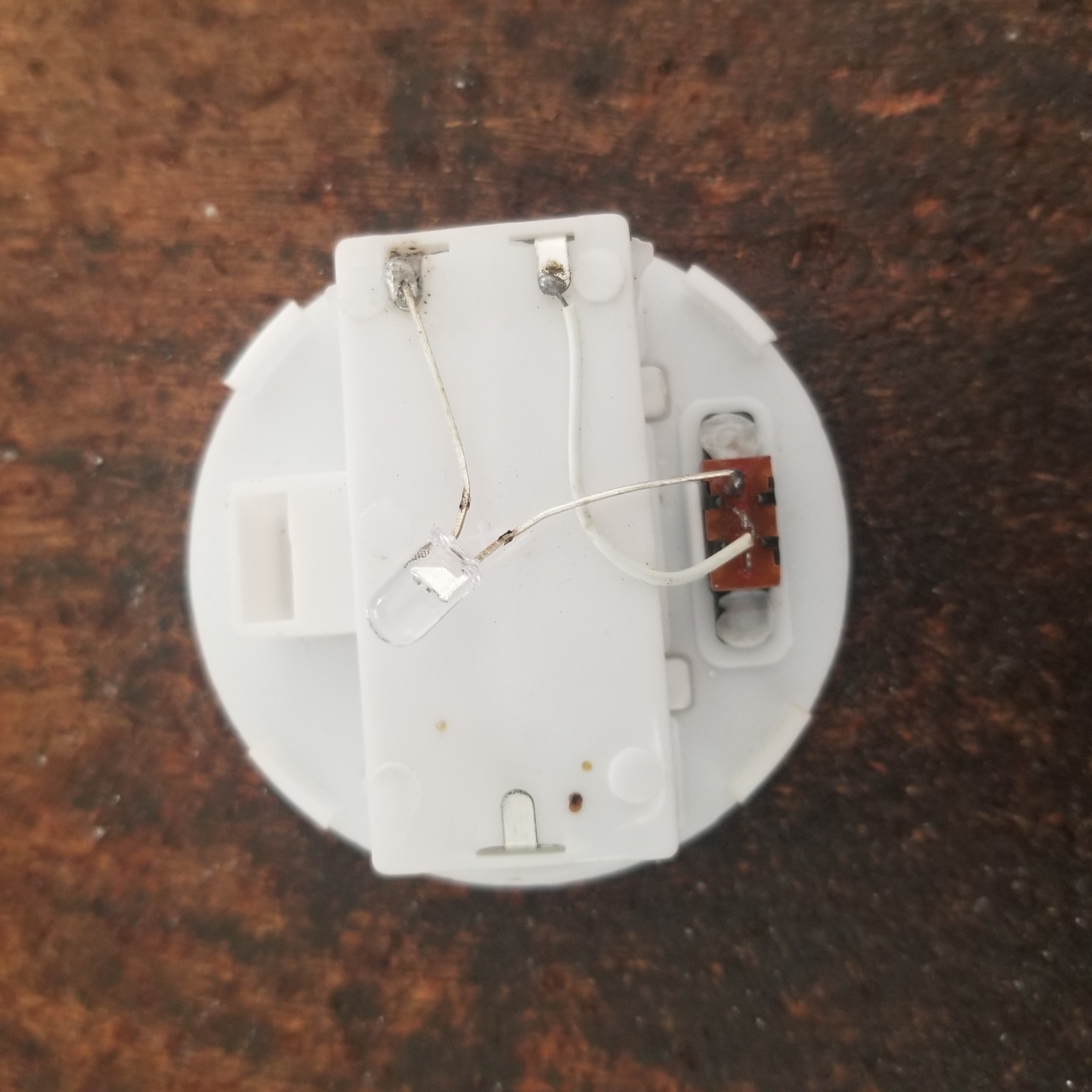 常年诚信承接加工，胶枪花，耳钉，弯针，挂