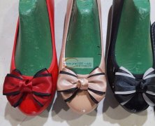 寻找能做【如图】沙带蝴蝶结的加工厂，要成