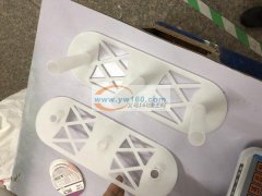 我司有一批货物，需要外发包装，关键需要场