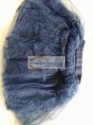 本厂承接服装加工，来料加工。本厂加工各种