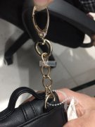 找能做【如图】这个钥匙扣的工厂，要求质量