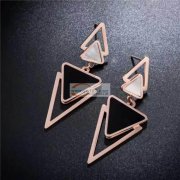 【急，如图】寻找专业生产钛钢饰品的加工厂