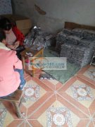 手工活加工。挂圈，弯针，串珠子，夹钻，有