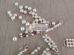 承接各种手加工。承接各种点珠，串珠，9字