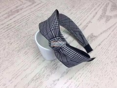 如图头扣外发加工，寻找专业做此类头扣的加