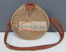 【如图】包包外发加工，寻做这种包的工厂，