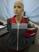 承接各款式服装加工..员工素质上乘.交货