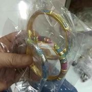 寻找手镯厂家【如图】有图中手镯的厂家与我