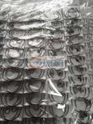 承接各种手工活，挂圈，点钻，包装，碰焊。