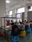 本饰品厂一条龙服务，专业承接饰品点钻！烧