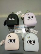 有哪家工厂能做这种包的，请速与我联系