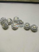 本陶泥饰品厂 陶泥饰品粘钻